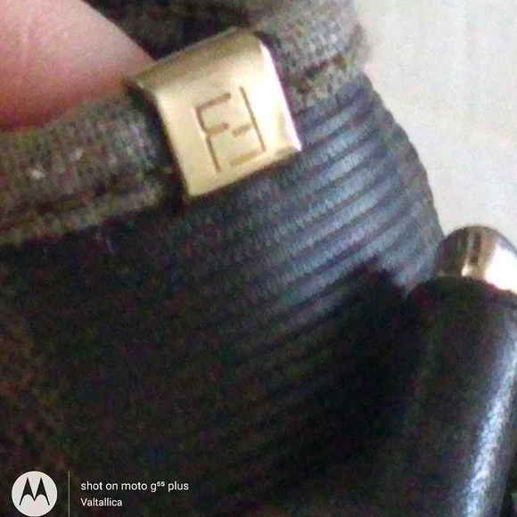 ❌SOLD❌ AUTHENTIC HTF VINTAGE Fendi Pequin Print - Picture 11 of 16